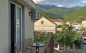 Lastva Holliday Rooms