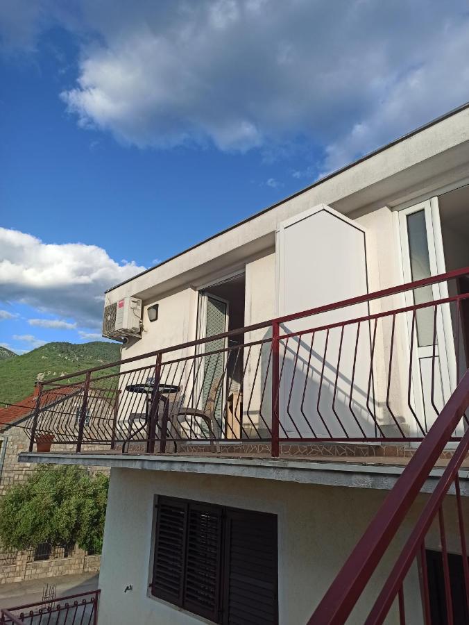 Lastva Holliday Rooms Budua Esterno foto